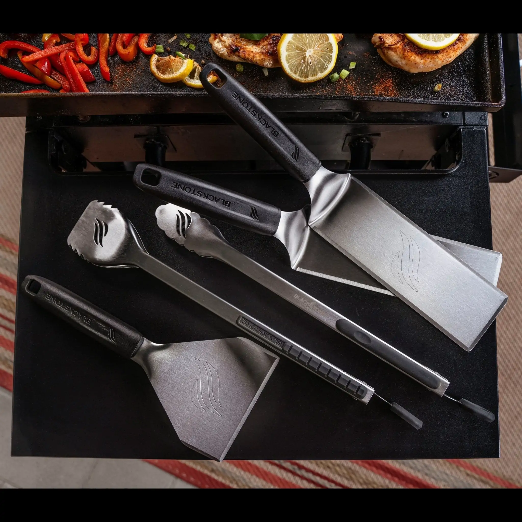 Set ustensile Blackstone pentru plită, 6 piese — imaginea 2