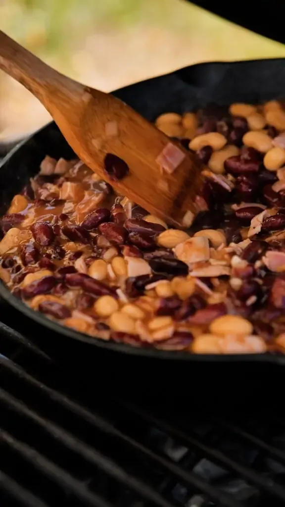 Rețetă Fasole Boston în Kamado – Cel mai ușor și rapid preparat — imaginea 2