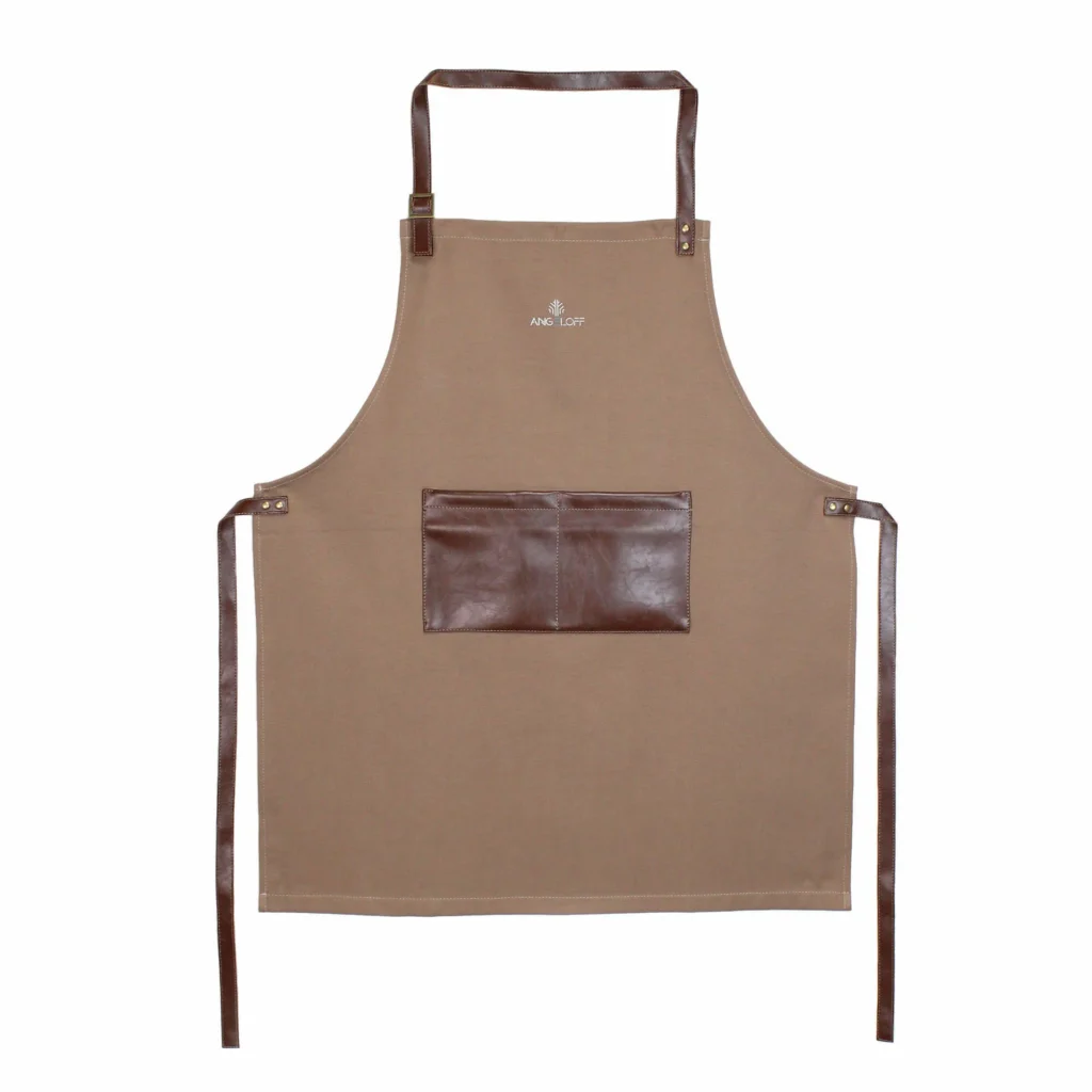Șorț BBQ pentru bucătărie sau grătar din material manufacturat de o afacare de familie, din denim și piele ecologică, maro.