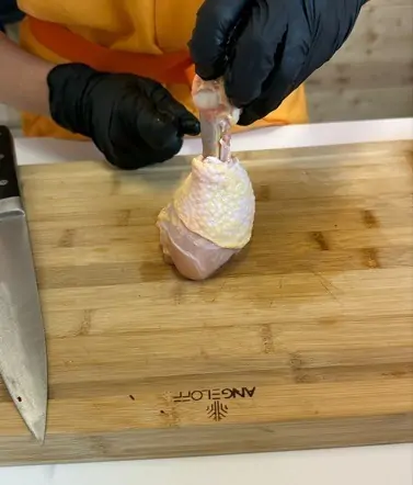 Pregatirea pulpelor in forma de acadea