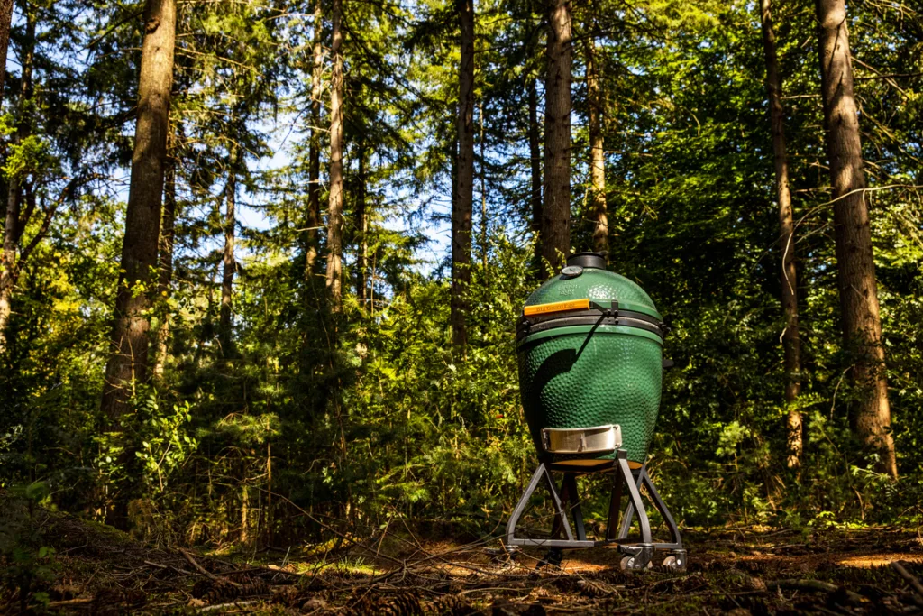 kamado-biggreenegg-large-in-natura