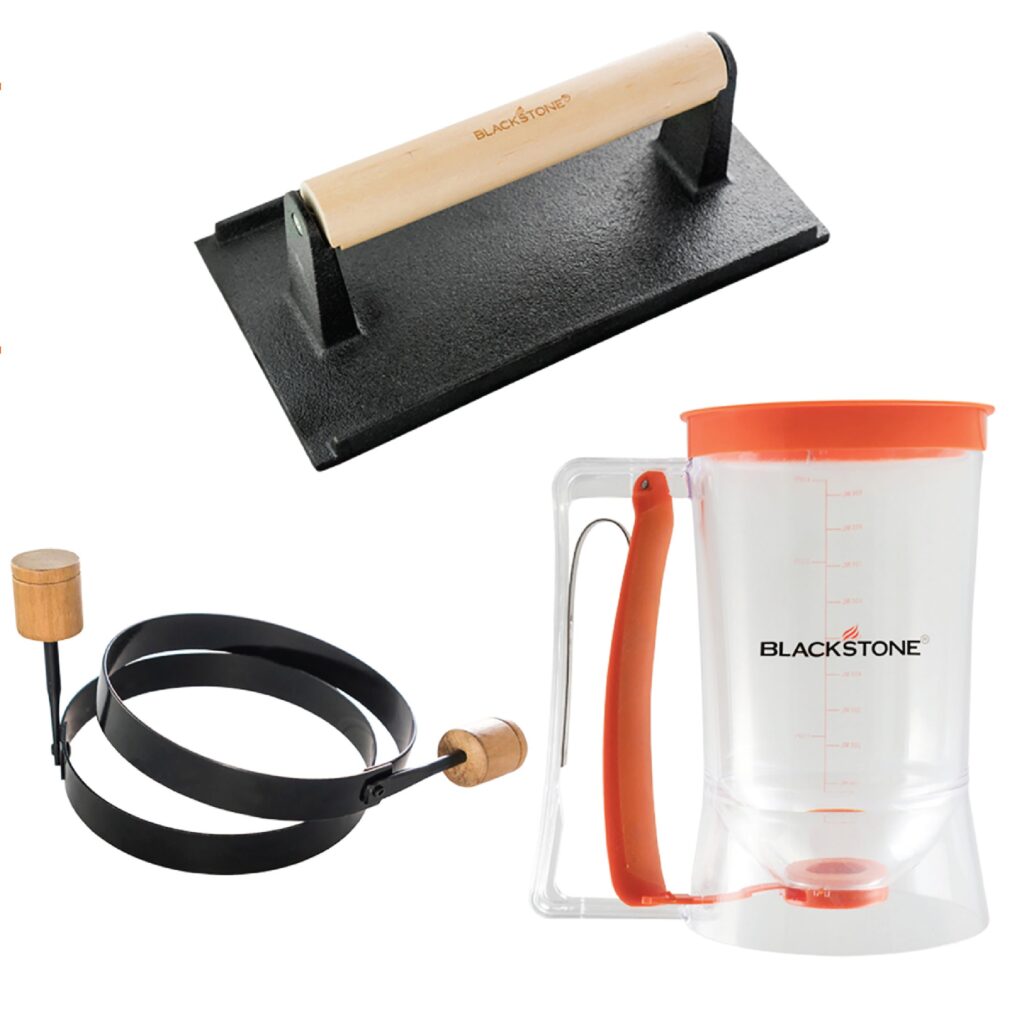 Set mic dejun Blackstone, 4 piese: dozator aluat, presă fontă și inele de ouă