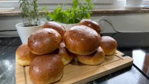 Rețetă chifle pentru burger pufoase de casă - foto 22