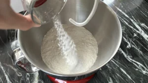 Rețetă chifle pentru burger pufoase de casă - foto 5